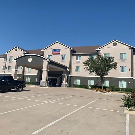 Executive Inn & Suites Marlin Exterior photo